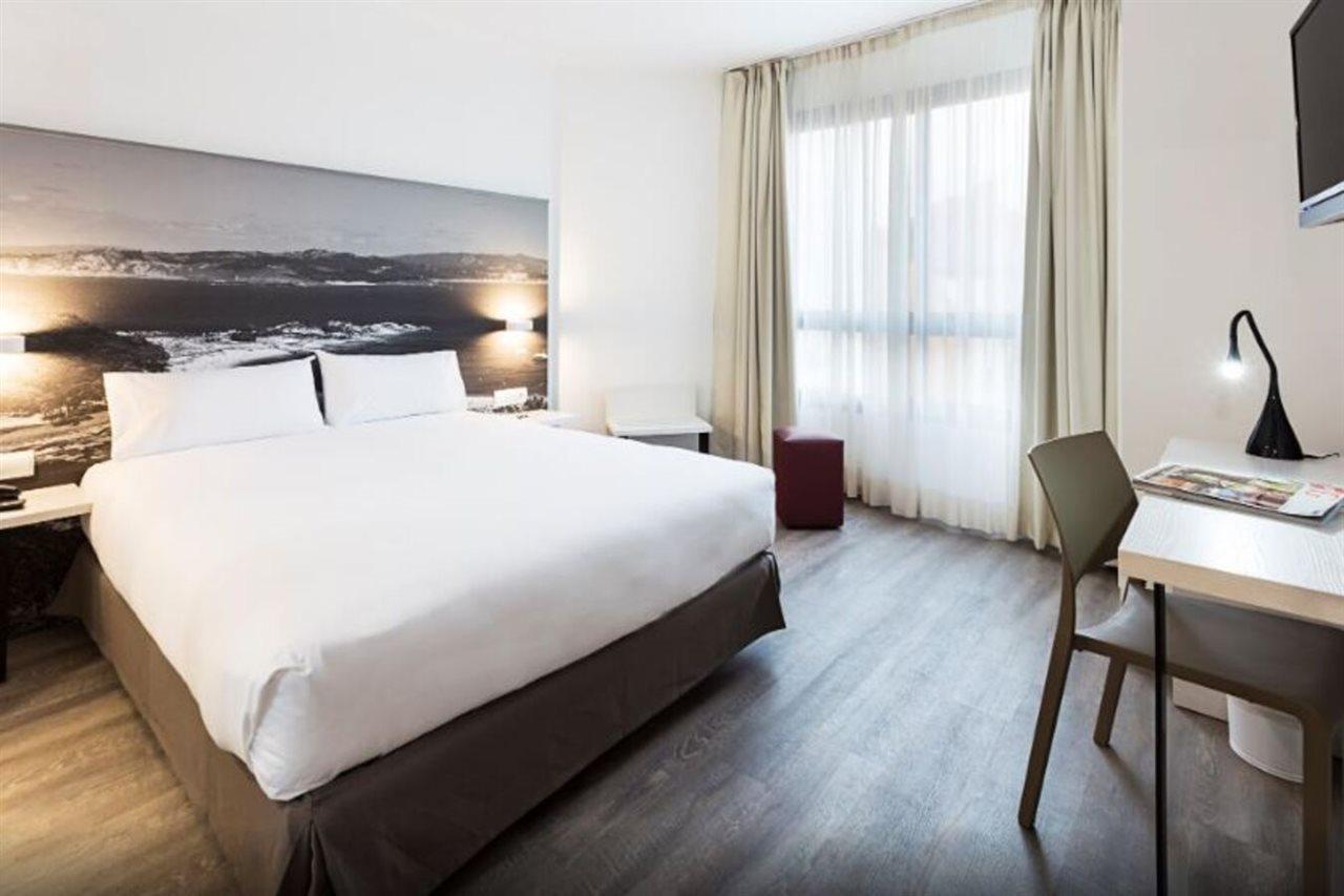 B&B Hotel Виго Экстерьер фото