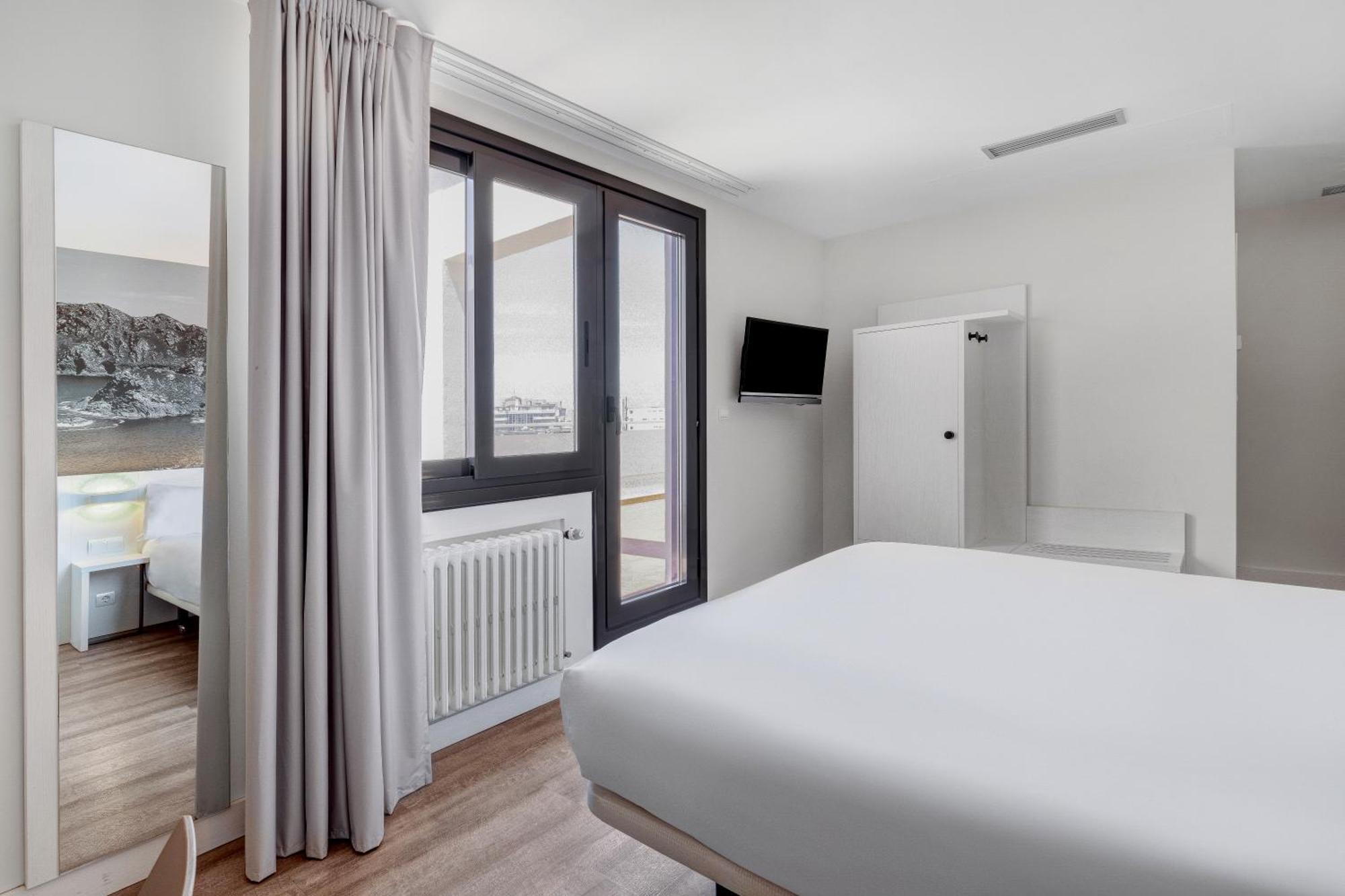 B&B Hotel Виго Экстерьер фото