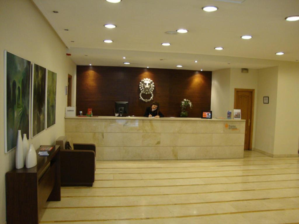 B&B Hotel Виго Экстерьер фото