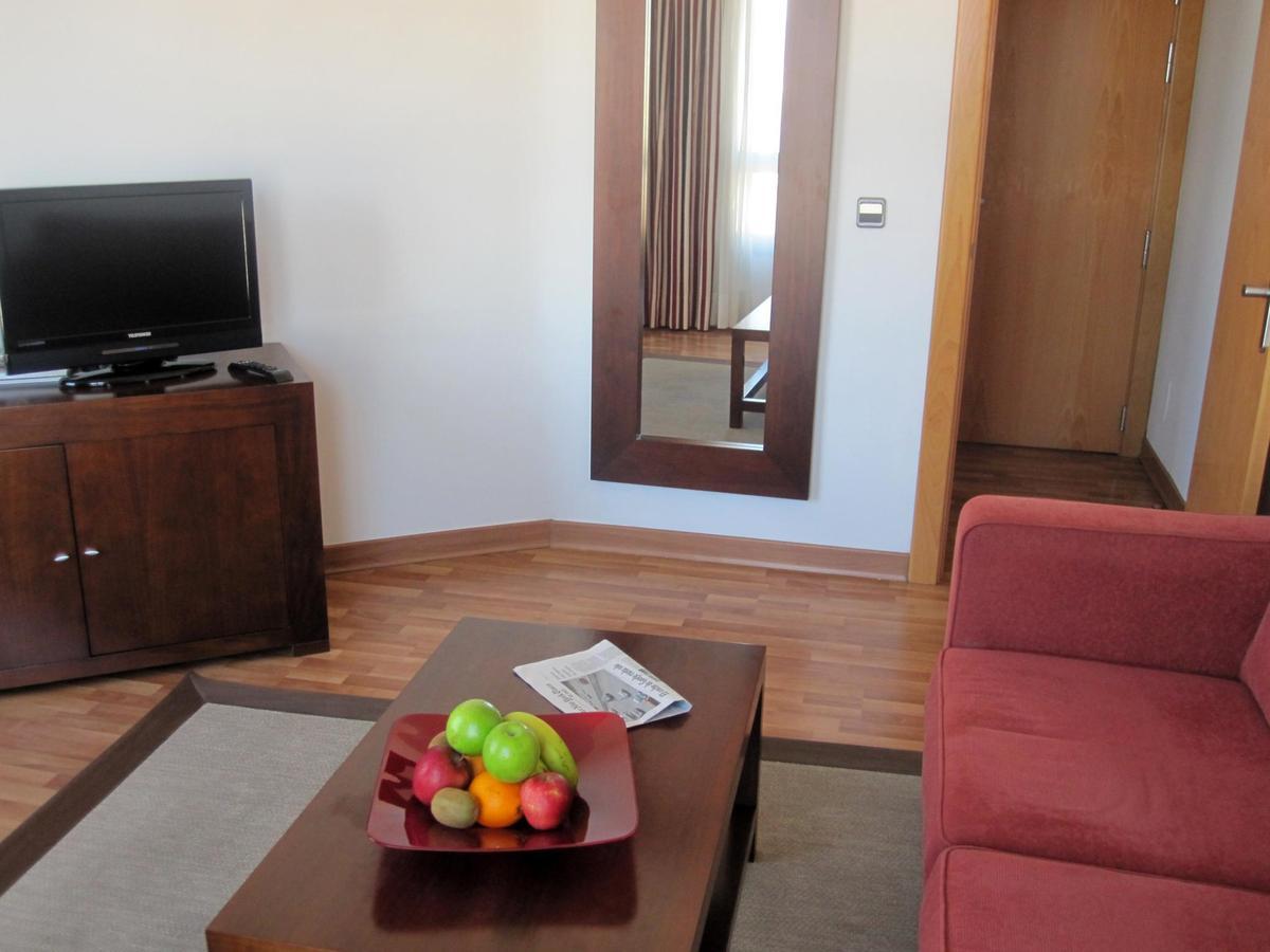 B&B Hotel Виго Номер фото